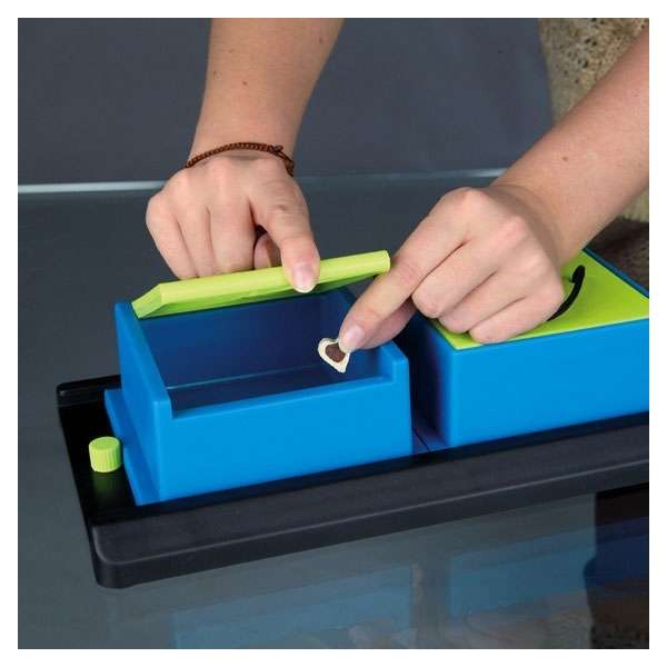 Trixie Dog Activity Poker Box Vario 1