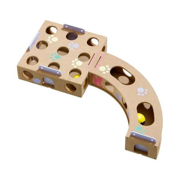 Karlie Smart Cat Activity Box mit Rasselball