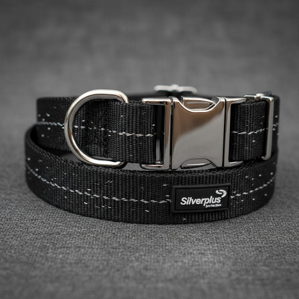 Karlie Art Sportiv Silverplus Halsband Schwarz 20mm x 40-55cm Detail